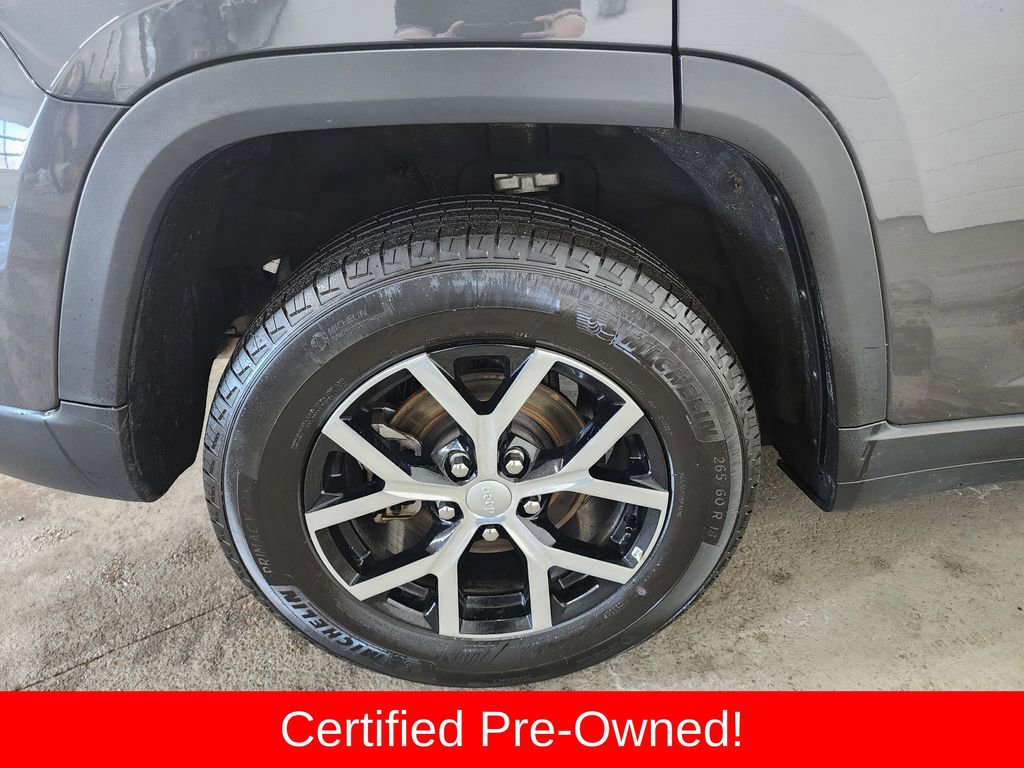 Certified 2025 Jeep Grand Cherokee Limited image 42