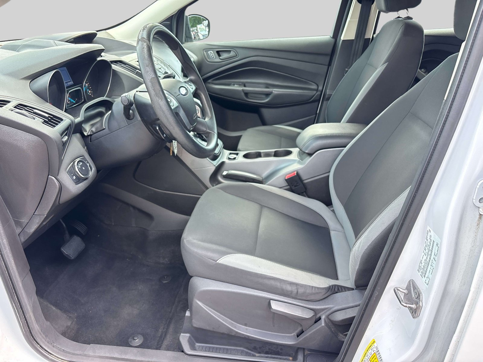Used 2014 Ford Escape S FWD image 8