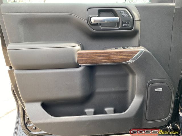 Used 2021 Chevrolet Silverado 1500 High Country w/ Technology Package image 25