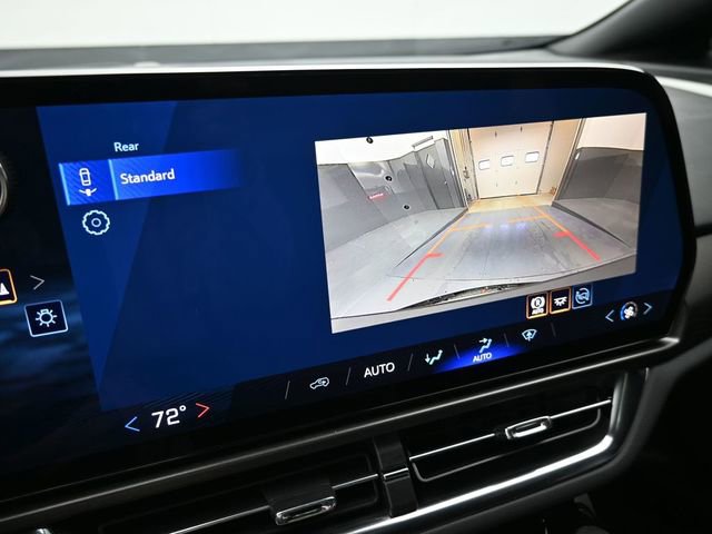 New 2026 Chevrolet Equinox EV LT image 30