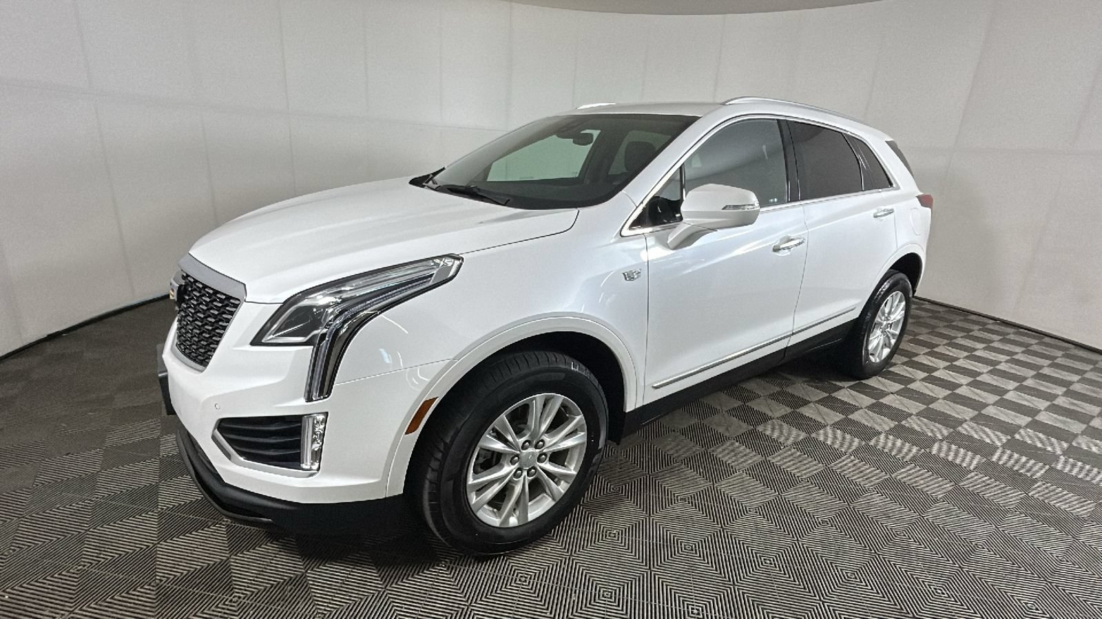 Used 2023 Cadillac XT5 Luxury FWD image 7