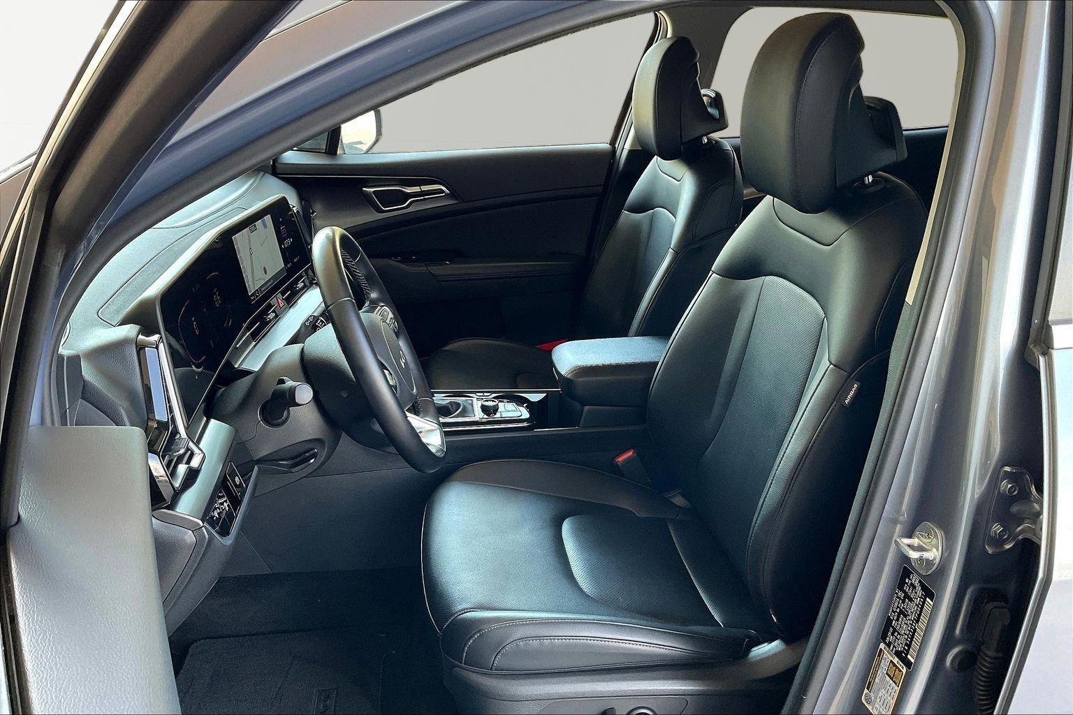 Used 2023 Kia Sportage EX image 20