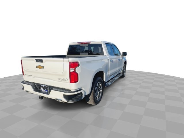 Certified 2025 Chevrolet Silverado 1500 High Country w/ Z71 Off-Road Package AWD/4WD image 7