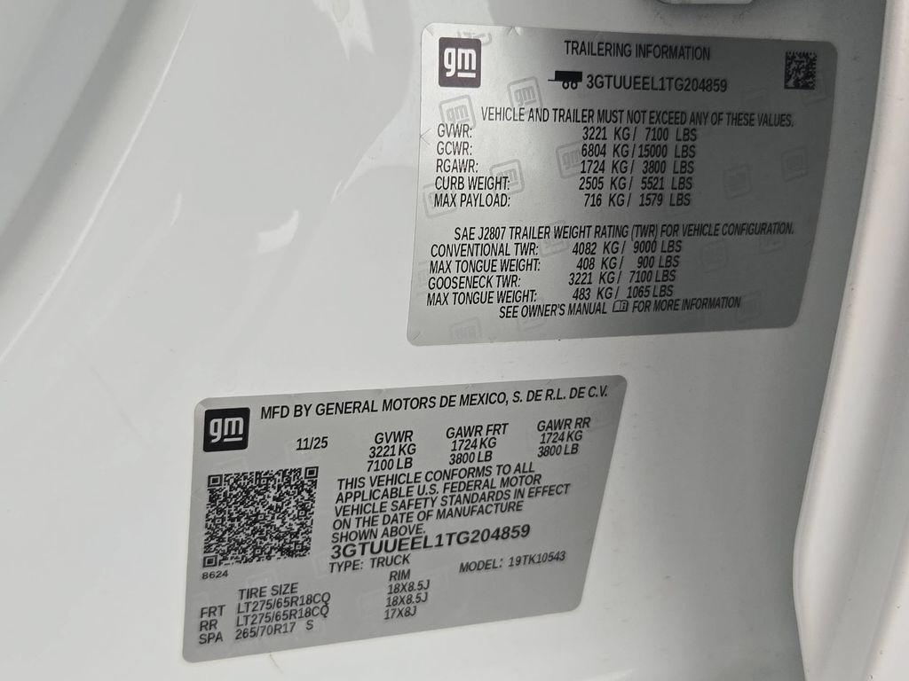 Used 2026 GMC Sierra 1500 AT4 AWD/4WD image 40