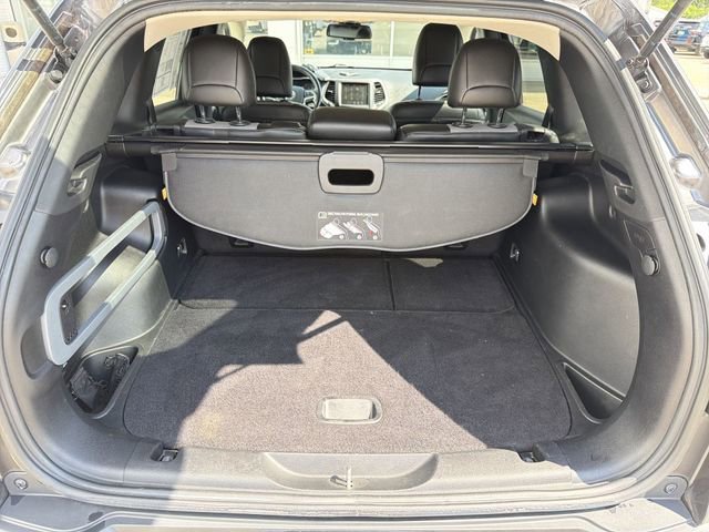 Used 2014 Jeep Cherokee Limited AWD/4WD image 25