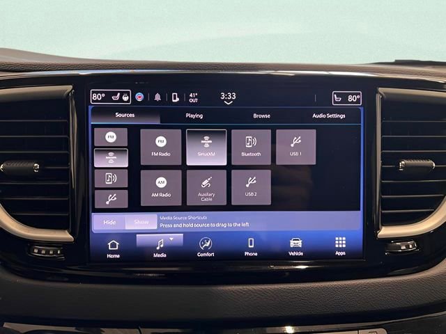 Used 2024 Chrysler Pacifica Touring-L image 27