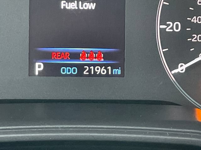Used 2025 Toyota Corolla LE FWD image 11