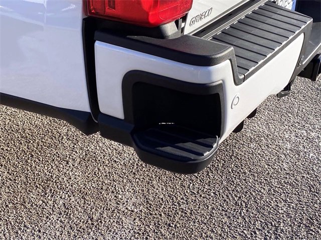 Used 2024 Ford F250 Lariat w/ Lariat Ultimate Package image 9