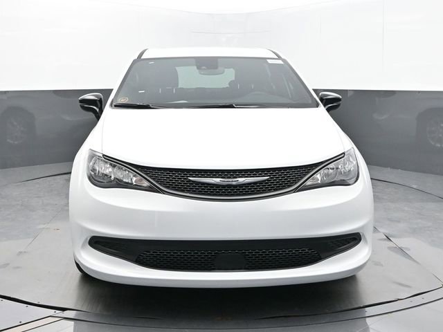 New 2025 Chrysler Voyager LX FWD image 8