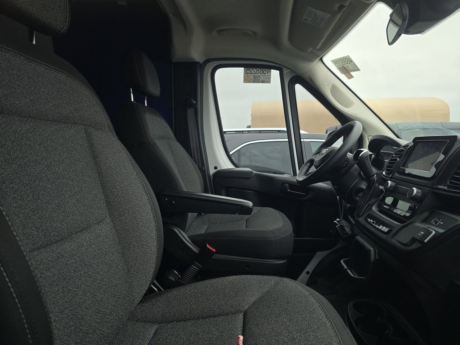 Used 2024 RAM ProMaster 2500 image 12