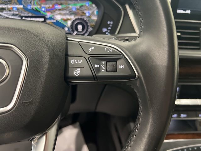 Used 2020 Audi Q5 e Premium Plus AWD/4WD image 24