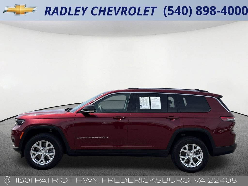 Used 2023 Jeep Grand Cherokee L Limited w/ Luxury Tech Group II AWD/4WD image 17