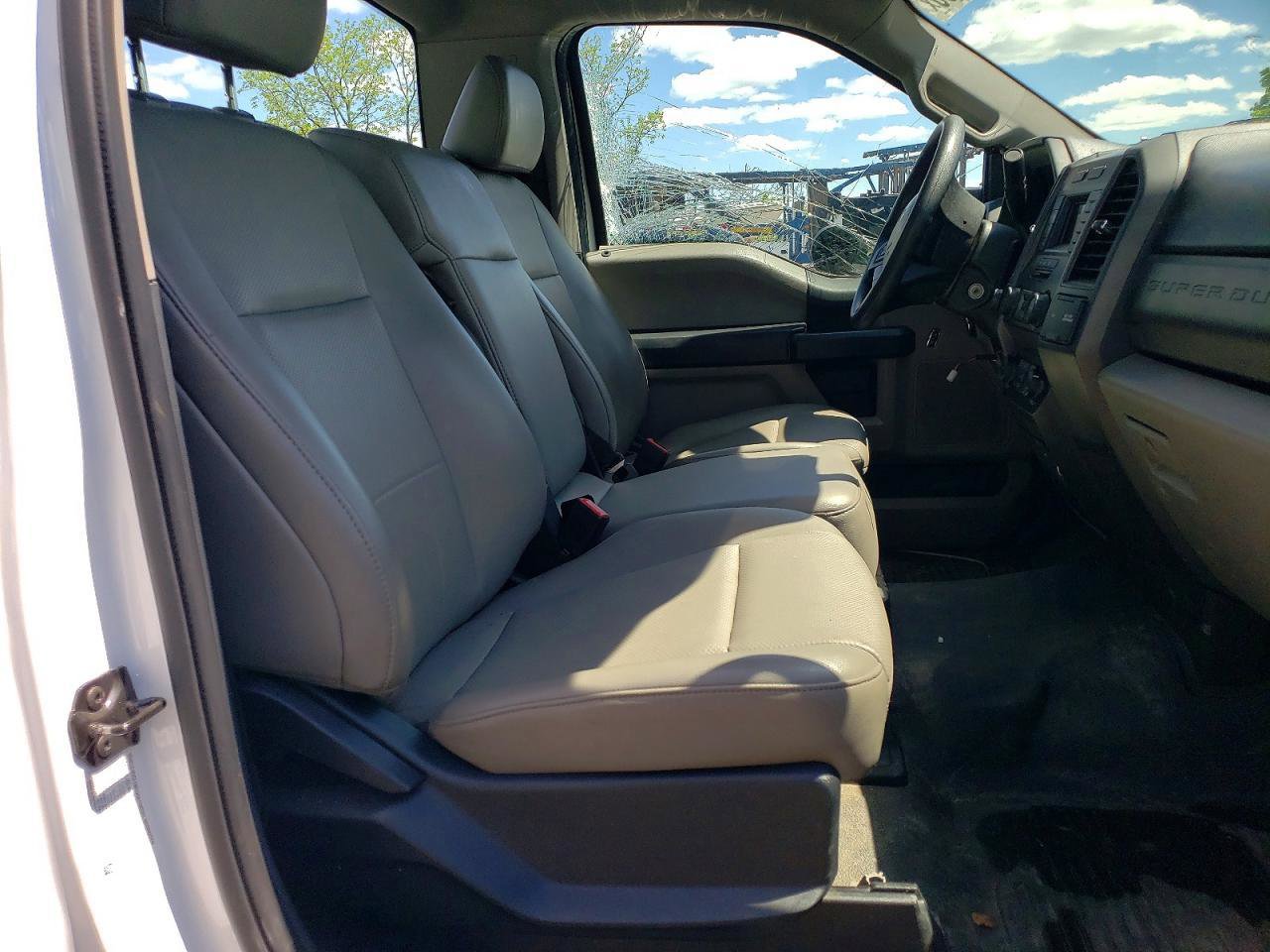 Used 2021 Ford F350 XL w/ Power Equipment Group AWD/4WD image 7