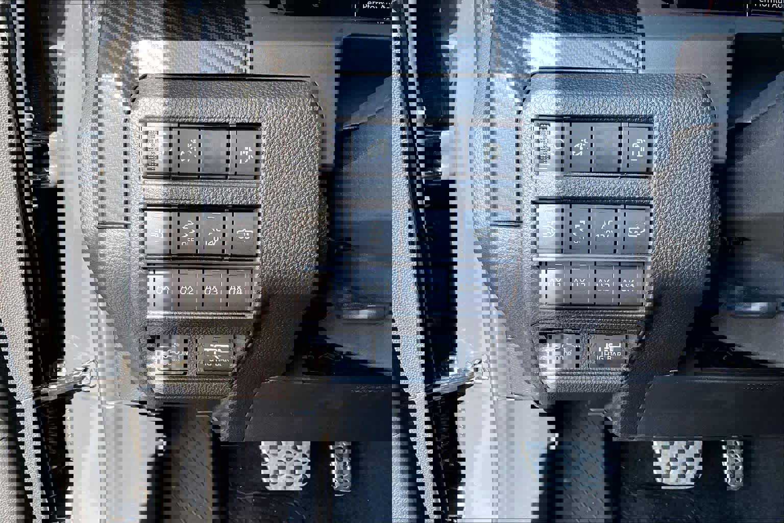 Used 2025 Toyota Tacoma TRD Pro w/ Tow Tech Package image 32