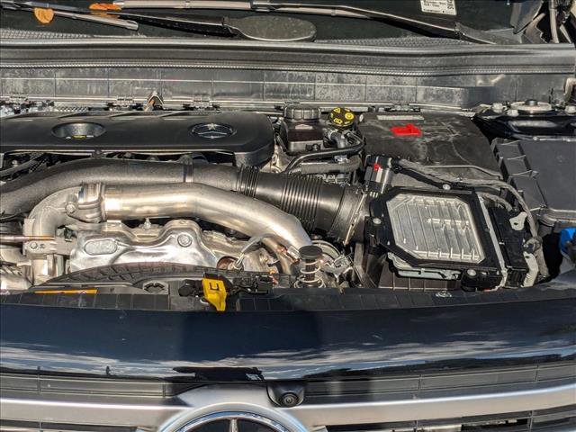 Used 2025 Mercedes-Benz GLB 250 image 23