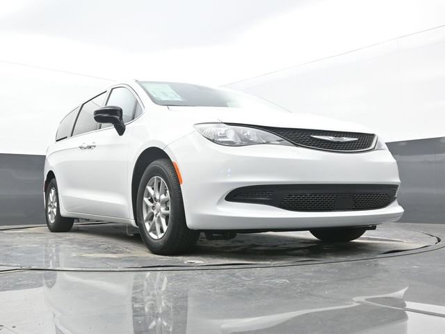New 2026 Chrysler Voyager LX FWD image 59