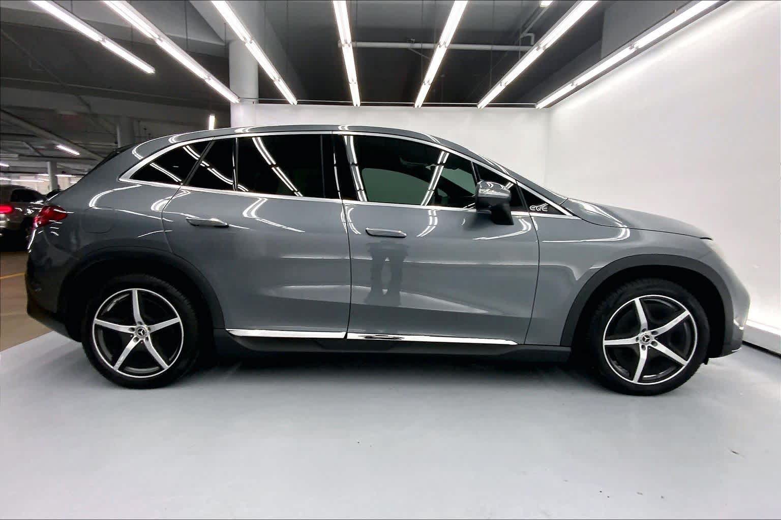 Certified 2023 Mercedes-Benz EQE 350+ SUV image 5