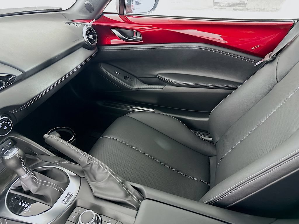 New 2026 MAZDA MX-5 Miata Grand Touring w/ Appearance Package RWD image 30