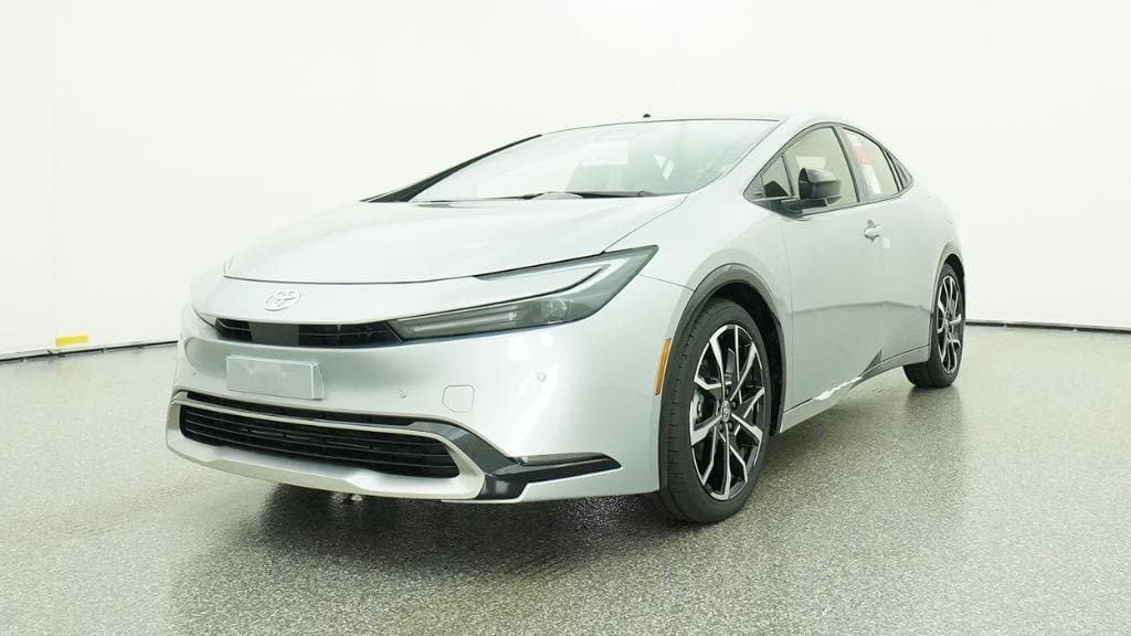 New 2026 Toyota Prius Plug-In Hybrid FWD image 32