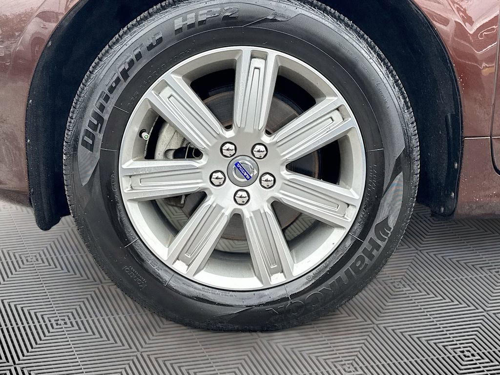Used 2016 Volvo XC60 T6 w/ Proximity Package image 32