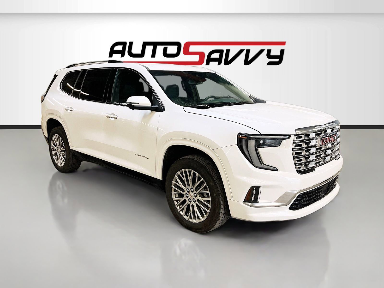 Used 2024 GMC Acadia Denali w/ LPO, Floor Liner Package
