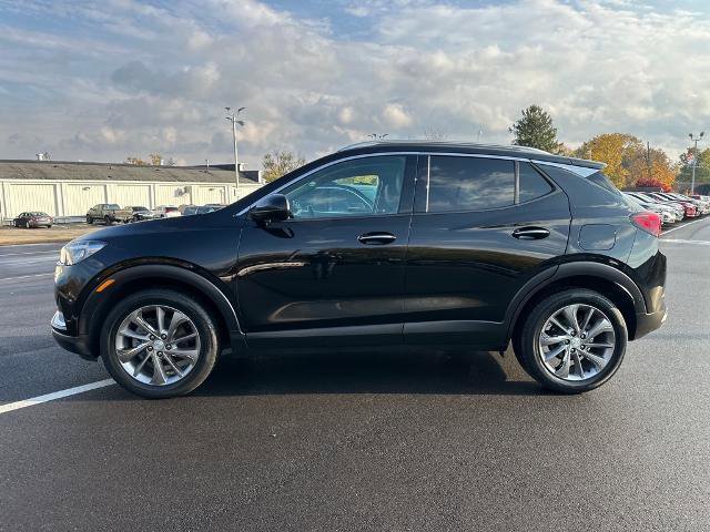 Used 2022 Buick Encore GX Essence w/ Advanced Technology Package FWD image 2