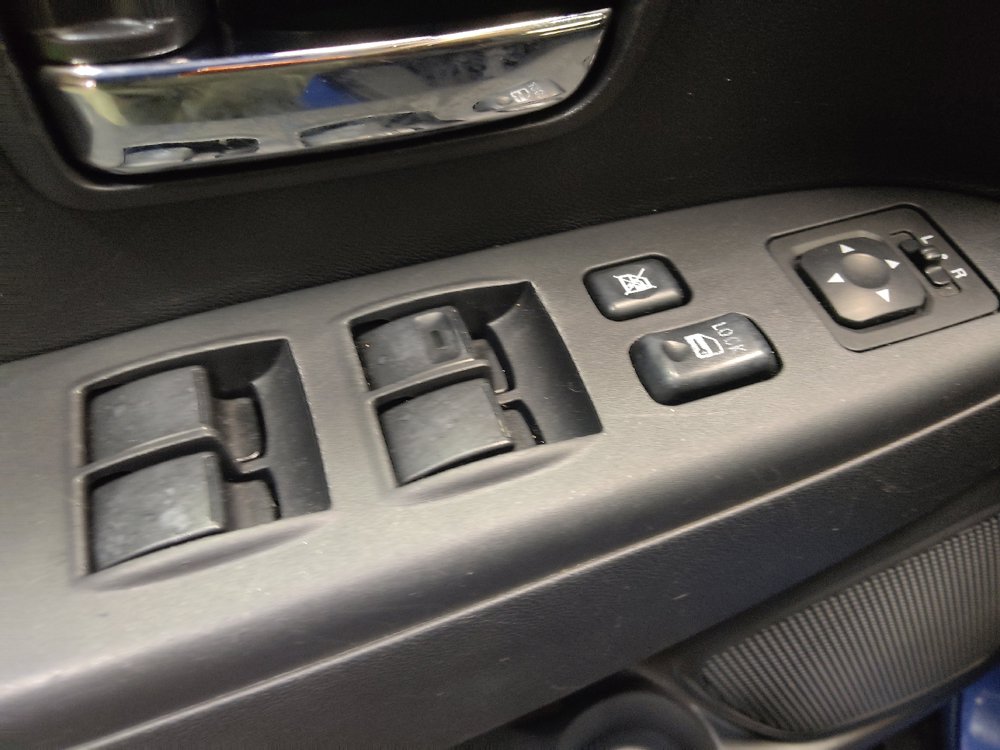 Used 2020 Mitsubishi Outlander Sport ES FWD image 27