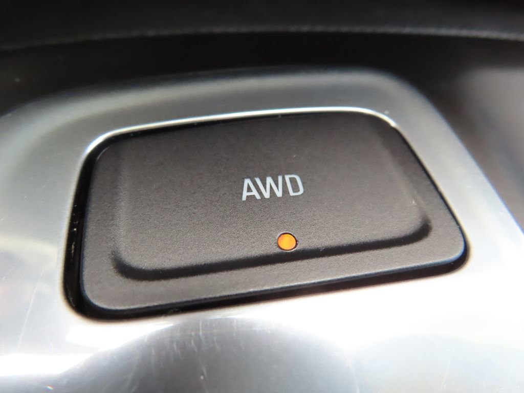 Used 2018 Chevrolet Equinox LT AWD/4WD image 9