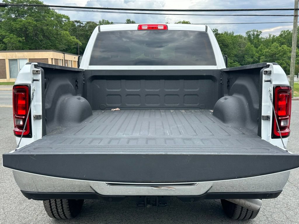 Used 2026 RAM 2500 Big Horn AWD/4WD image 8