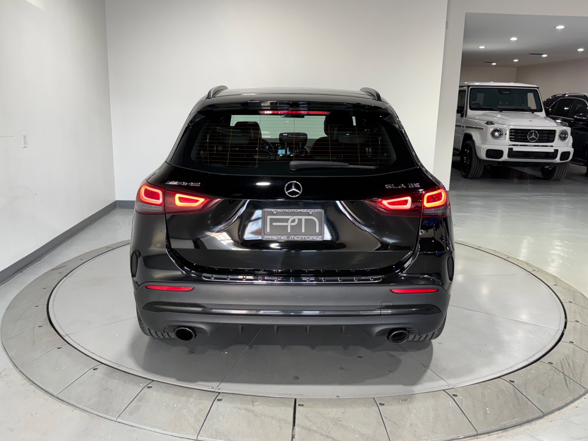 Used 2022 Mercedes-Benz GLA 35 AMG 4MATIC w/ Premium Package Lite image 17