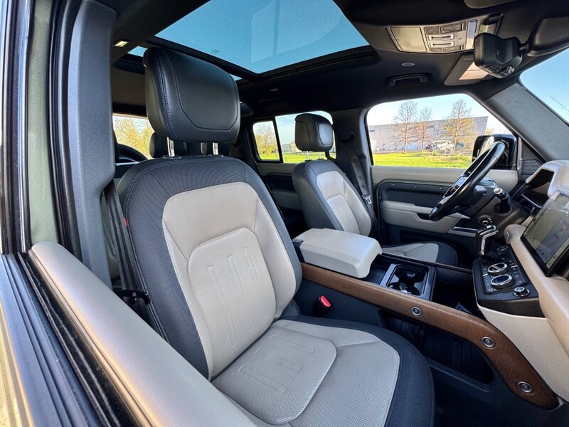 Used 2022 Land Rover Defender 110 X-Dynamic HSE AWD/4WD image 22