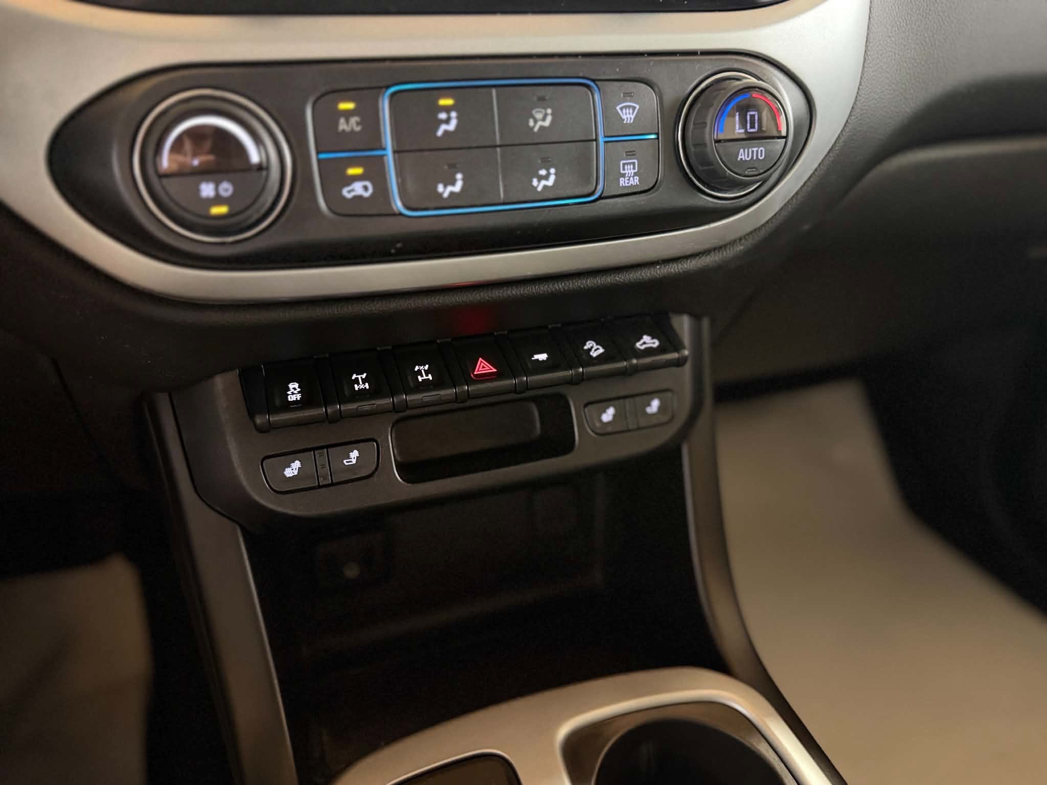 Used 2019 Chevrolet Colorado ZR2 AWD/4WD image 42