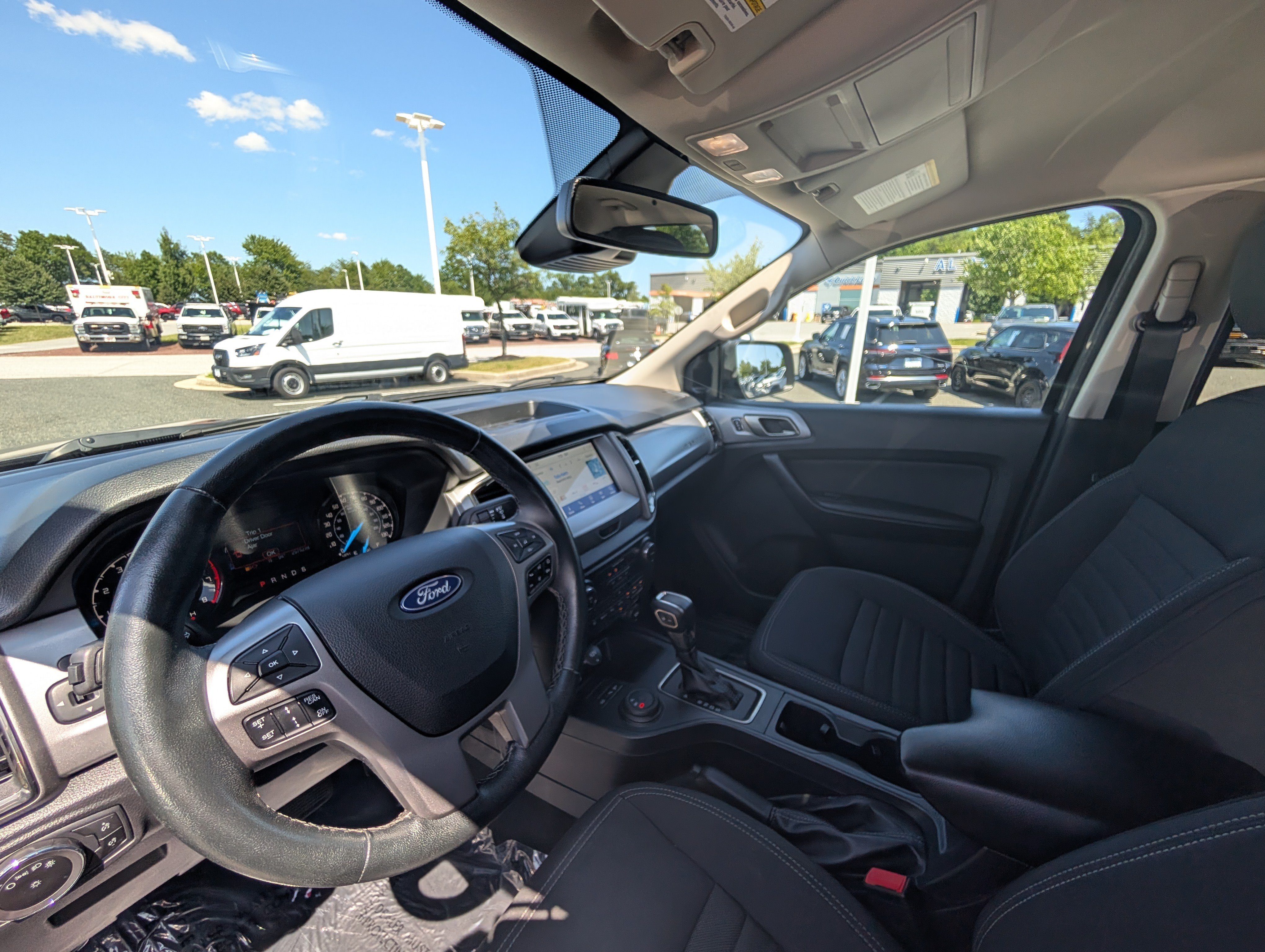 Used 2023 Ford Ranger XLT w/ Equipment Group 302A High AWD/4WD image 13