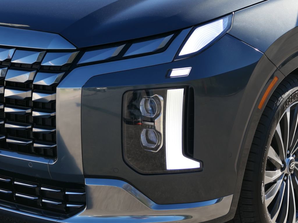Used 2024 Hyundai Palisade Calligraphy image 9