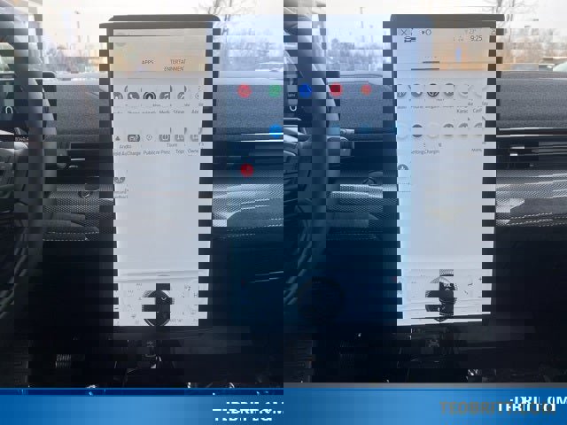 Certified 2025 Ford Mustang Mach-E GT image 32