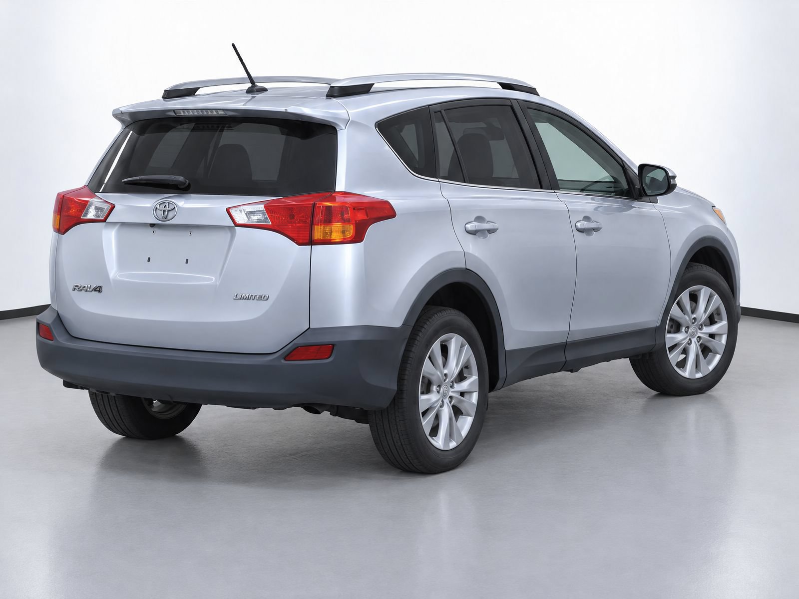 Used 2014 Toyota RAV4 Limited FWD image 8