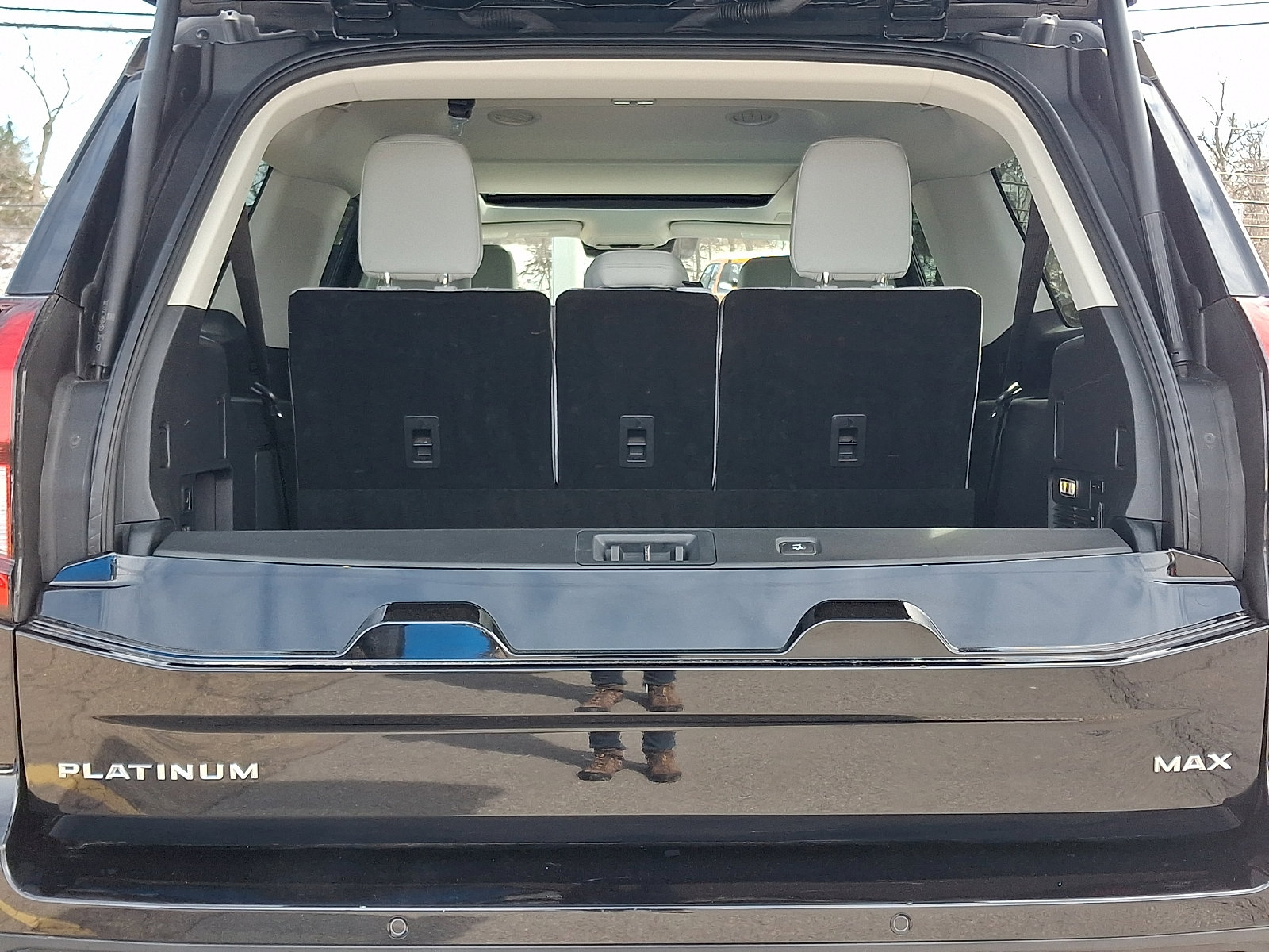 Certified 2025 Ford Expedition Max Platinum w/ Driver's Package image 28