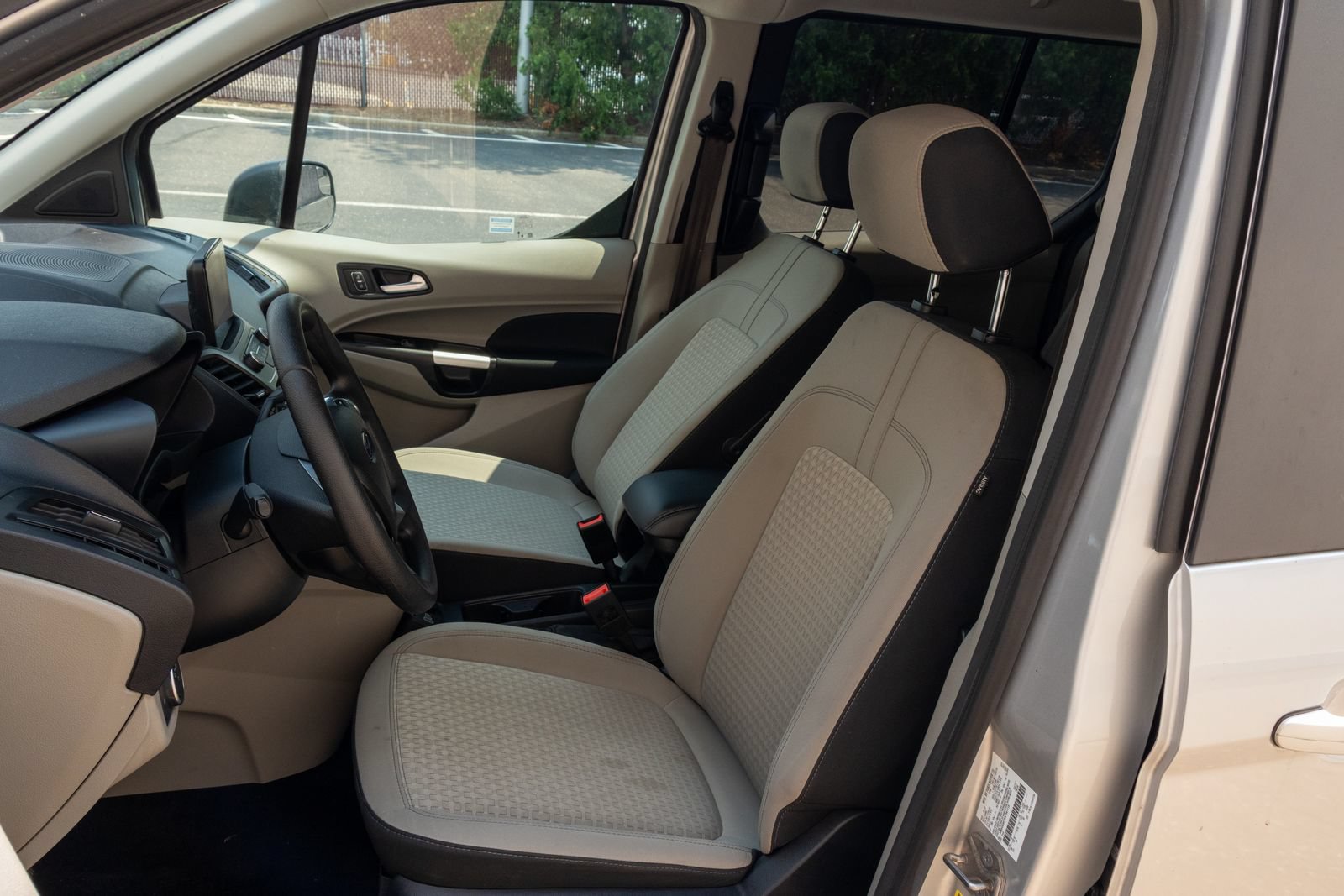 Used 2022 Ford Transit Connect XLT FWD image 16