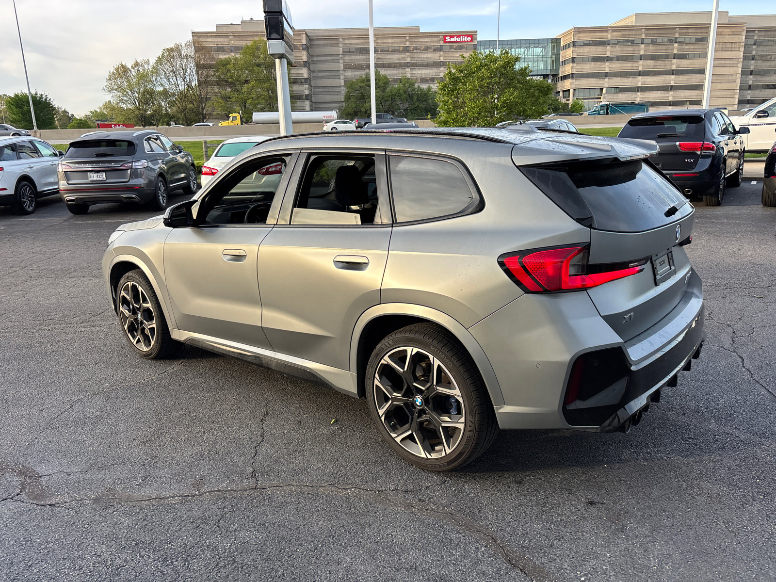 Used 2024 BMW X1 M35i w/ Premium Package AWD/4WD image 5