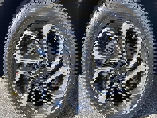 New 2026 Chevrolet Trax RS w/ Sunroof Package image 6