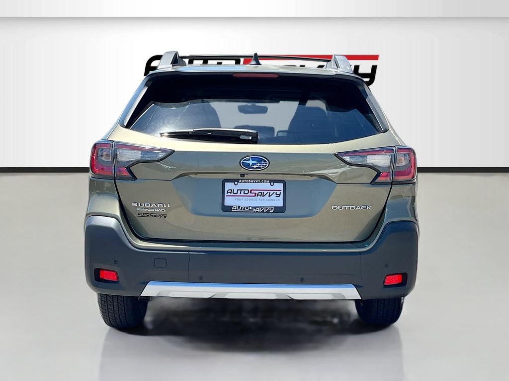 Used 2025 Subaru Outback Limited AWD/4WD image 6