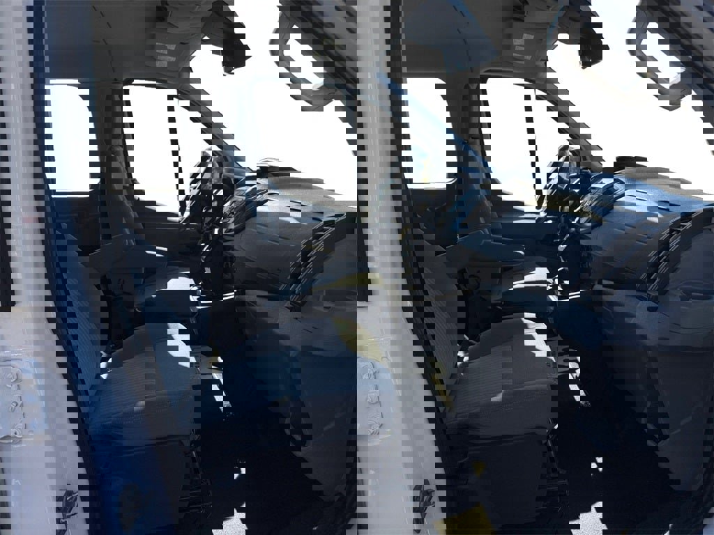 Used 2017 Ford Transit 350 XLT image 15