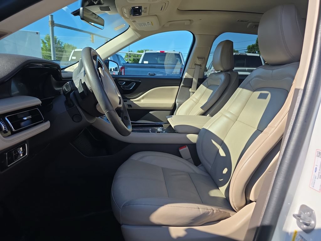 Used 2024 Lincoln Aviator Reserve w/ Jet Package AWD/4WD image 23