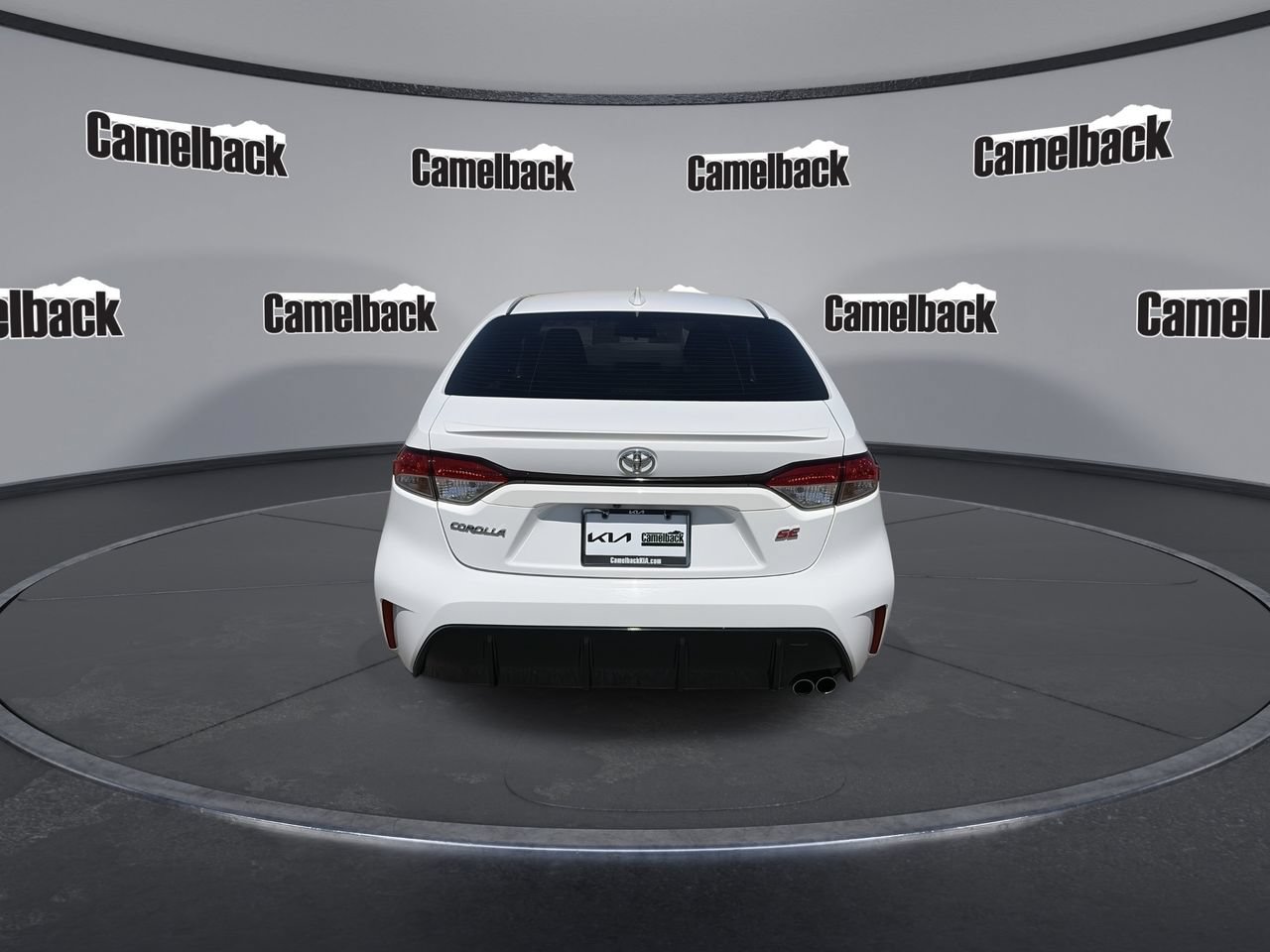Used 2024 Toyota Corolla SE FWD image 6