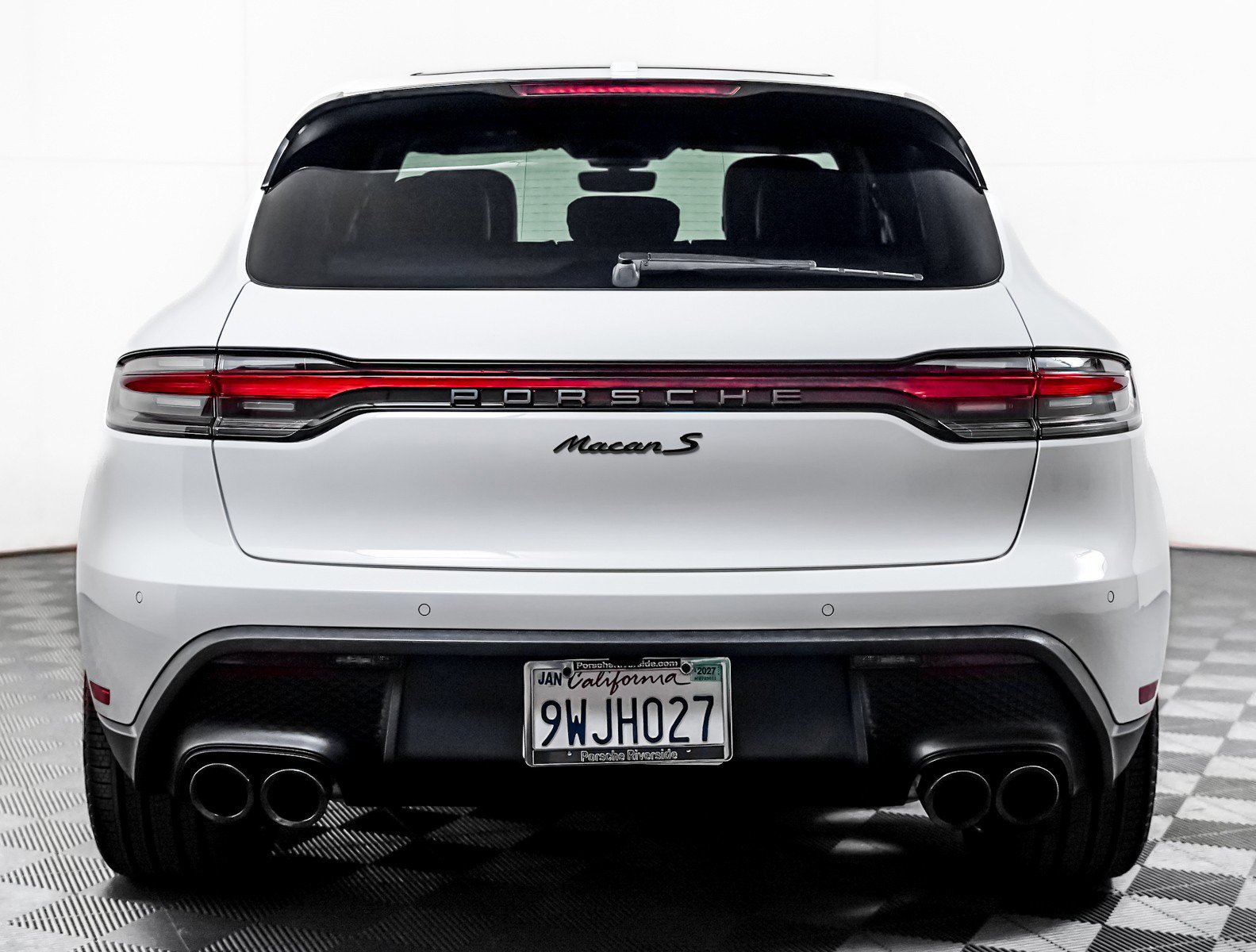 Certified 2025 Porsche Macan S AWD/4WD image 11