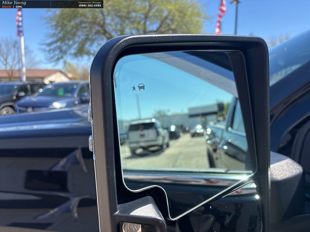 Used 2022 Chevrolet Silverado 3500 High Country AWD/4WD image 17