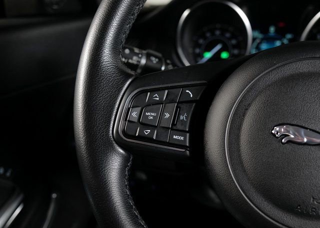 Used 2020 Jaguar E-PACE Base image 20