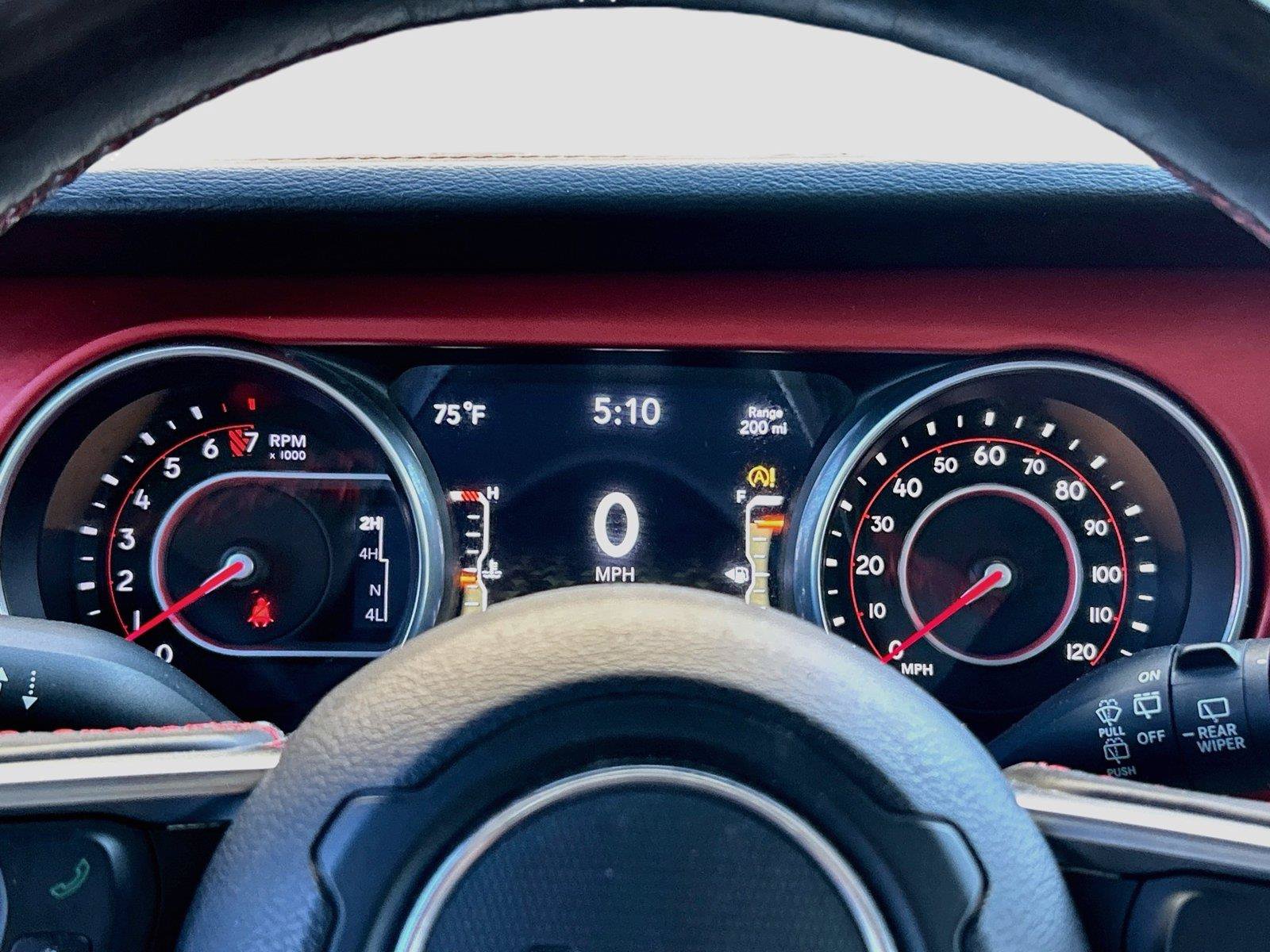 Used 2018 Jeep Wrangler Unlimited Rubicon AWD/4WD image 36