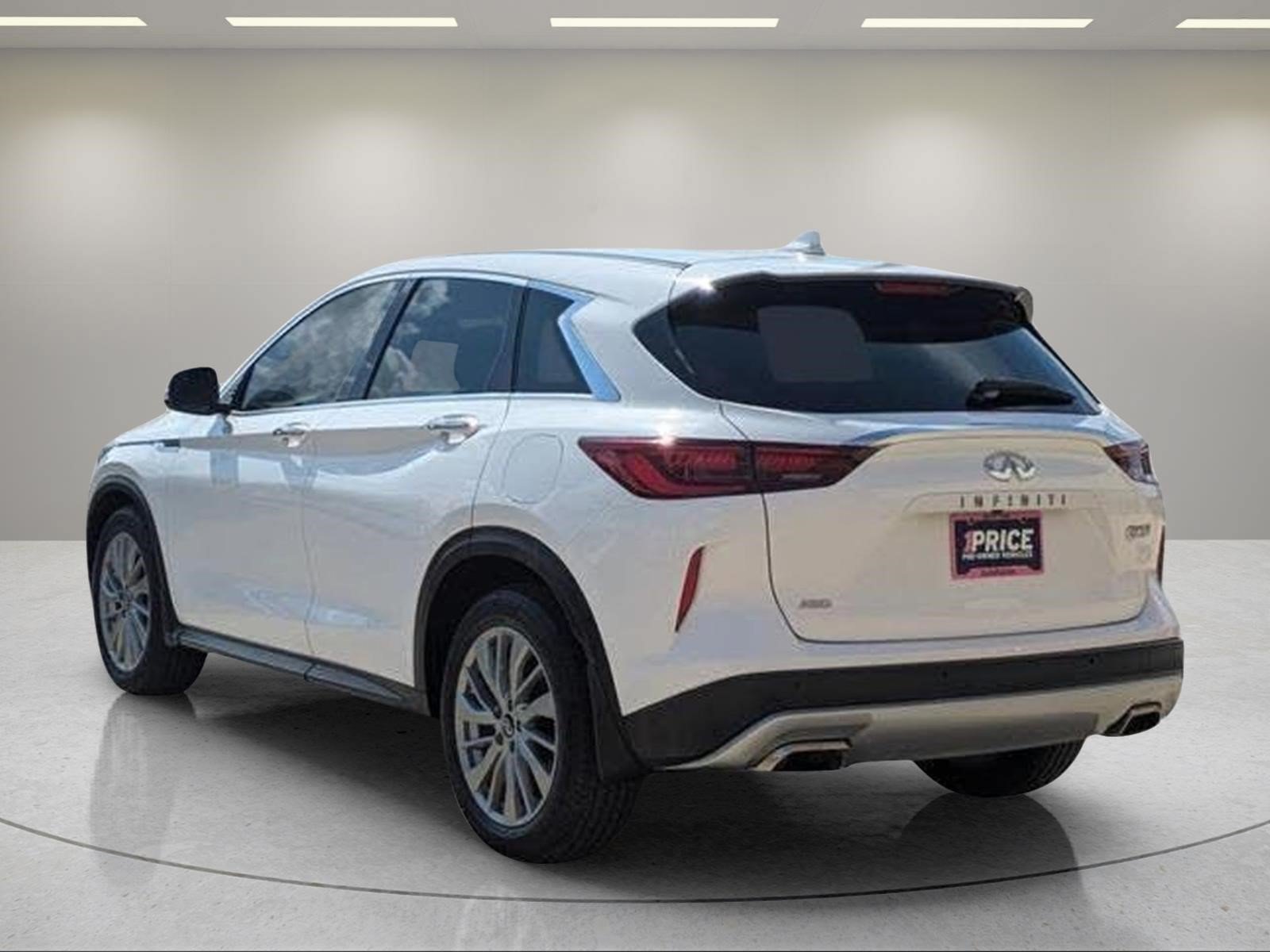 Used 2023 INFINITI QX50 Pure AWD/4WD image 8