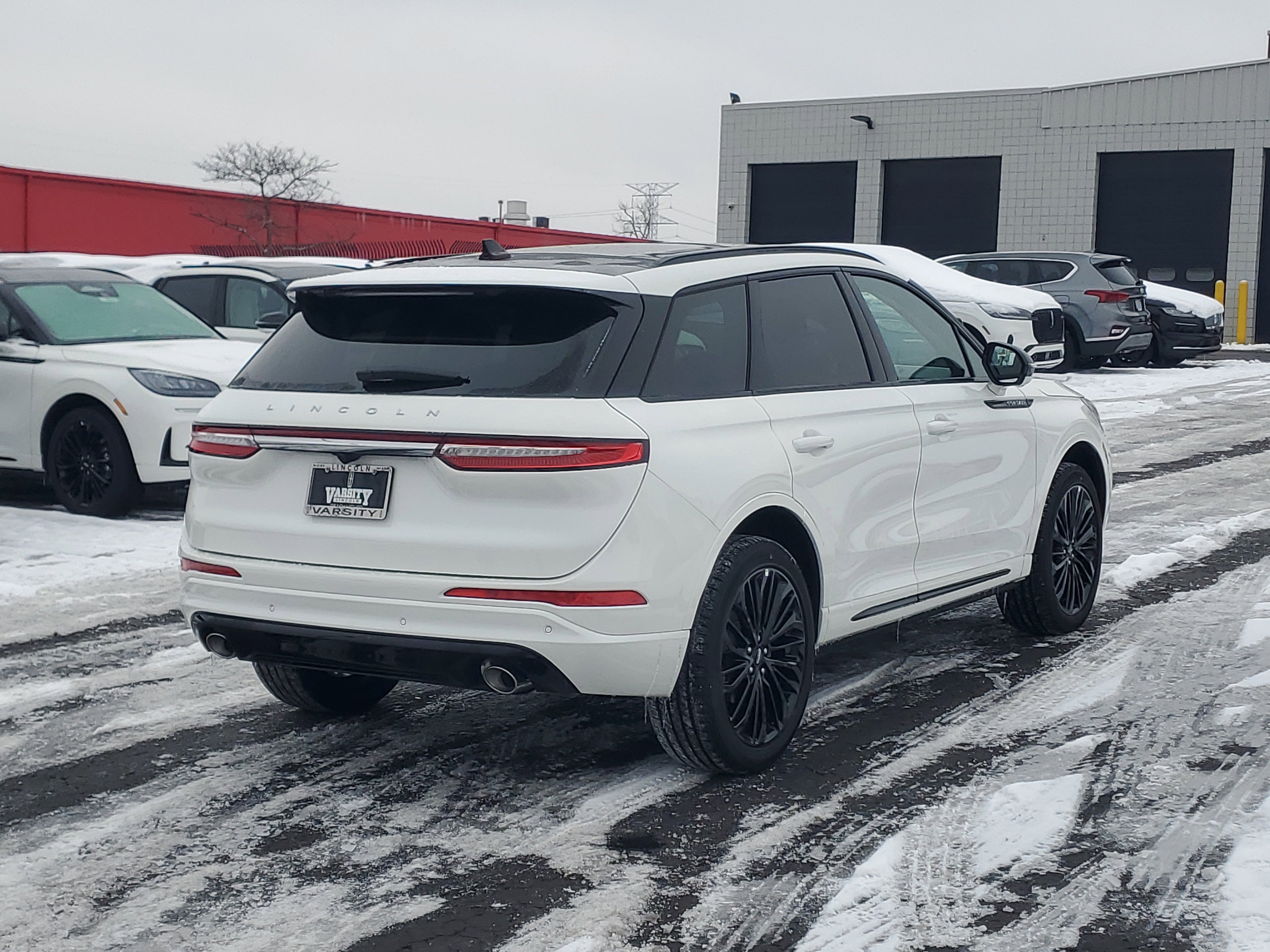 New 2026 Lincoln Corsair Premiere image 4